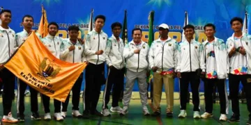 Plt Bupati Pekalongan Sukirman (kelima kanan) menghadiri pembukaan Pekan Olahraga Pelajar Daerah (POPDA) Jawa Tengah 2026 di GOR Jatidiri, Semarang, Selasa, 1 September 2026. (Dok Humas Pemkab Pekalongan/Lingkarjateng.id)