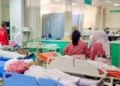 Siswa di Kecamatan Gembong menjalani perawatan medis usai diduga keracunan MBG pada Rabu, 9 September 2026. (Lingkarjateng.id)