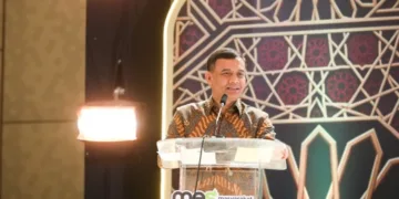 Gubernur Jawa Tengah, Ahmad Luthfi, menyampaikan sambutan saat menghadiri pelantikan Pengurus Wilayah Masyarakat Ekonomi Syariah (MES) Jateng periode 2026–2031 pada Jumat, 2 Oktober 2026. (Humas Pemprov Jateng)