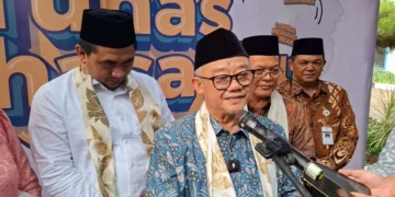 Menteri Pendidikan Dasar dan Menengah (Mendikdasmen) Abdul Mu'ti usai kegiatan Pembukaan Festival Tunas Bahasa Ibu di Balai Bahasa Jawa Tengah Kabupaten Semarang pada Jumat (9/10) sore. Foto: Lingkar Network/Hesty