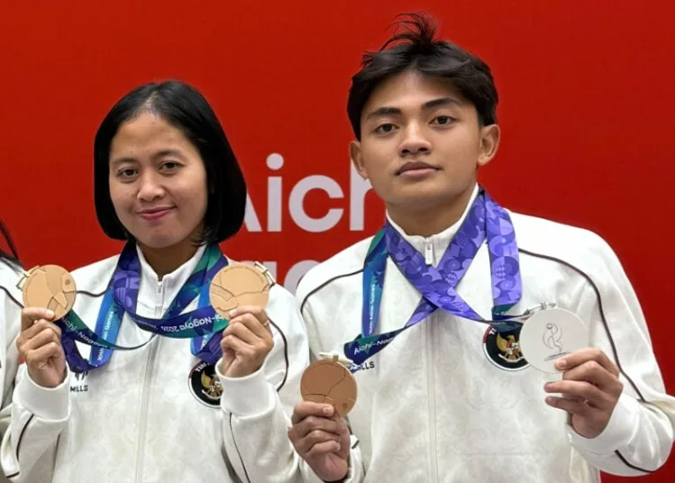 Atlet sepak takraw asal Kabupaten Jepara, M. Ubaidur Rohman dan Dini Mitasari, ikut menyumbangkan empat medali untuk Indonesia di Asian Games Aichi-Nagoya 2026, Jepang. (Dok. For Lingkarjateng.id)