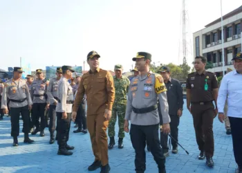 Bupati Jepara, Witiarso Utomo, usai mengikuti apel pasukan pengamanan Pilpet di Halaman Mapolres Jepara, Senin, 19 Oktober 2026. (Tomi Budianto/Lingkarjateng.id)