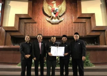 DPRD Jawa Tengah menyetujui Rancangan Perubahan APBD Tahun Anggaran 2026 dalam rapat paripurna di Gedung Berlian DPRD Jateng, Rabu, 30 September 2026. (dok for Lingkarjateng.id)