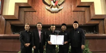 DPRD Jawa Tengah menyetujui Rancangan Perubahan APBD Tahun Anggaran 2026 dalam rapat paripurna di Gedung Berlian DPRD Jateng, Rabu, 30 September 2026. (dok for Lingkarjateng.id)
