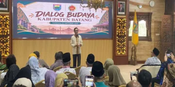 Sri Sultan HB X Ungkap Jejak Sejarah Peradaban Jawa Saling Terhubung. Foto :Dok.Pemkab Batang/Lingkar