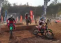 Kompetisi balap sepeda motor trail PETE Hard Enduro Piala Gubernur Jateng di Desa Sidomukti, Kecamatan Weleri, Kabupaten Kendal, Minggu, 11 Oktober 2026. (Anik Kustiani/Lingkarjateng.id)