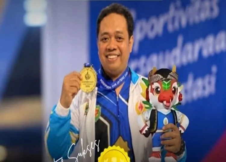 Galih Setya Budi Kristiono dari cabang olahraga (cabor) Biliar, berhasil meyumbangkan Medali Emas dalam Porprov Jawa Tengah XVII di Semarang, Selasa (27/10/2026). Foto : Dok.Pemkab Batang for Lingkar