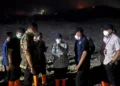 Wali Kota Semarang, Agustina Wilujeng Pramestuti, saat meninjau kebakaran di TPA Jatibarang baru-baru ini. (Humas Pemkot Semarang/Lingkarjateng.id)