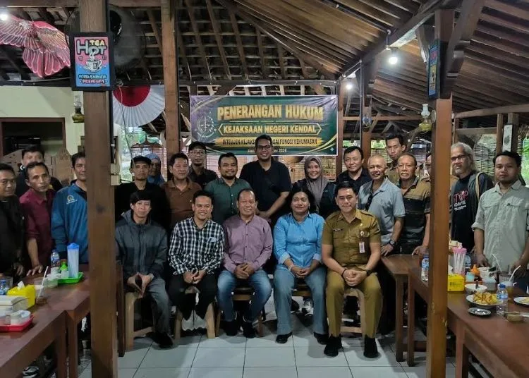 Suasana kegiatan Penerangan Hukum bertema “Intelijen sebagai Fungsi Kehumasan” yang digelar Kejaksaan Negeri Kabupaten Kendal pada Selasa, 6 Oktober 2026. (Anik Kustiani/Lingkarjateng.id)