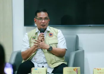 Kepala Pelaksana Harian BPBD Jawa Tengah, Bergas Catursasi Penanggungan, memberi keterangan terkait penanganan karhutla Gunung Lawu dan Sumbing di Kantor Gubernur Jateng, Semarang, Kamis, 22 Oktober 2026. (Humas Pemprov Jateng/Lingkarjateng.id)