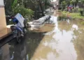 ILUSTRASI: Kondisi banjir menggenangi permukiman warga Kabupaten Jepara. (Tomi Budianto/Lingkarjateng.id)