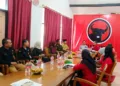 Ketua DPC PDIP Jepara, Junarso, menerima kunjungan KPU Jepara di Kantor DPC PDIP Jepara, Rabu, 14 Oktober 2026. (Dok. For Lingkarjateng.id)