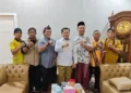Plt Bupati Pekalongan, Sukirman, menerima kunjungan silaturahmi pengurus dan anggota Paguyuban Barisan Rakyat Kedungwuni Damai (Barakuda) di Rumah Dinas Wakil Bupati Pekalongan, Selasa, 20 Oktober 2026 malam. (Fahri Akbar/Lingkarjateng.id)