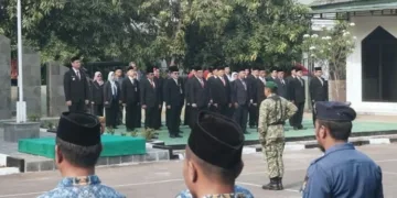 Suasana upacara peringatan Hari Kesaktian Pancasila 2026 di Halaman Makodim 0710/Pekalongan, Kamis, 1 Oktober 2026. (Fahri Akbar/Lingkarjateng.id)