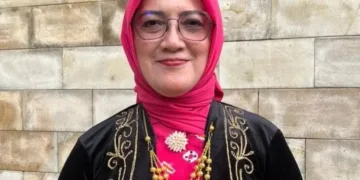 Plt Kepala Dinas Perindustrian dan Tenaga Kerja (Disperinaker) Kota Salatiga, Henny Mulyani. (Angga Rosa/Lingkarjateng.id)