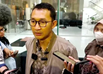Juru Bicara KPK, Budi Prasetyo, beri keterangan kepada awak media pada Selasa (20/10) malam. Foto:tangkapan layar