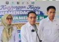 Wamenkes RI Benjamin Paulus Octavianus memberi keterangan usai mengecek pelaksanaan CKG di Gedung IPHI Karanganyar Demak, Rabu, 14 Oktober 2026. (Ahmad Abror/Lingkarjateng.id)