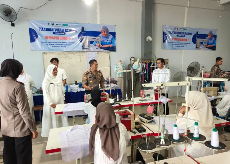 Perkuat Sinergi, Polresta Batang dan Disnaker Luncurkan Program "Polisi Peduli Pengangguran. Foto :Dok.Polresta Batang for Lingkar
