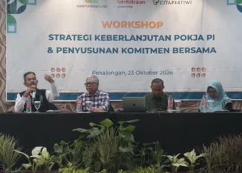 Suasana Workshop Gagasan Exit Strategy dan Komitmen Bersama Penyusunan Draf Gagasan Exit Strategy Tingkat Kota bersama Kelompok Kerja (Pokja) Perubahan Iklim di Hotel Nirwana, Kota Pekalongan, Jumat, 23 Oktober 2026. (Humas Pemkot Pekalongan/Lingkarjateng.id)