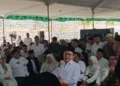 Cak Imin saat memberikan sambutan dalam prosesi pengantaran jenazah Fathan Subchi, anggota VI Badan Pemeriksa Keuangan (BPK) RI, di area Pemakaman Kasepuhan Girikusumo, Kecamatan Mranggen, Kabupaten Demak, Jumat, 30 Oktober 2026. (Ahmad Abror/Lingkarjateng.id)