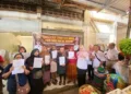 Disdagkop UKM Kendal jemput bola pelayanan legalitas bagi pelaku usaha di pasar tradisional. (Dok. Pribadi/Lingkarjateng.id)