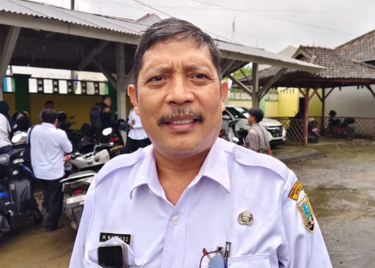 Kepala Dinas Perdagangan, Koperasi, dan UKM (Dindagkop UKM) Kabupaten Rembang, M. Mahfudz. (Vicky Rio/Lingkarjateng.id)
