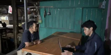 Polisi meminta keterangan korban pencurian sepeda motor di Krajan, Kelurahan Dukuh, Kecamatan Sidomukti, Kota Salatiga, Kamis, 22 Oktober 2026. (Dok.Humas Polres Salatiga/Lingkarjateng.id)